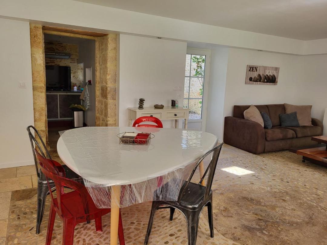 Le Clos Des Figuiers - 3 Gites De Caractere Duravel Exterior foto